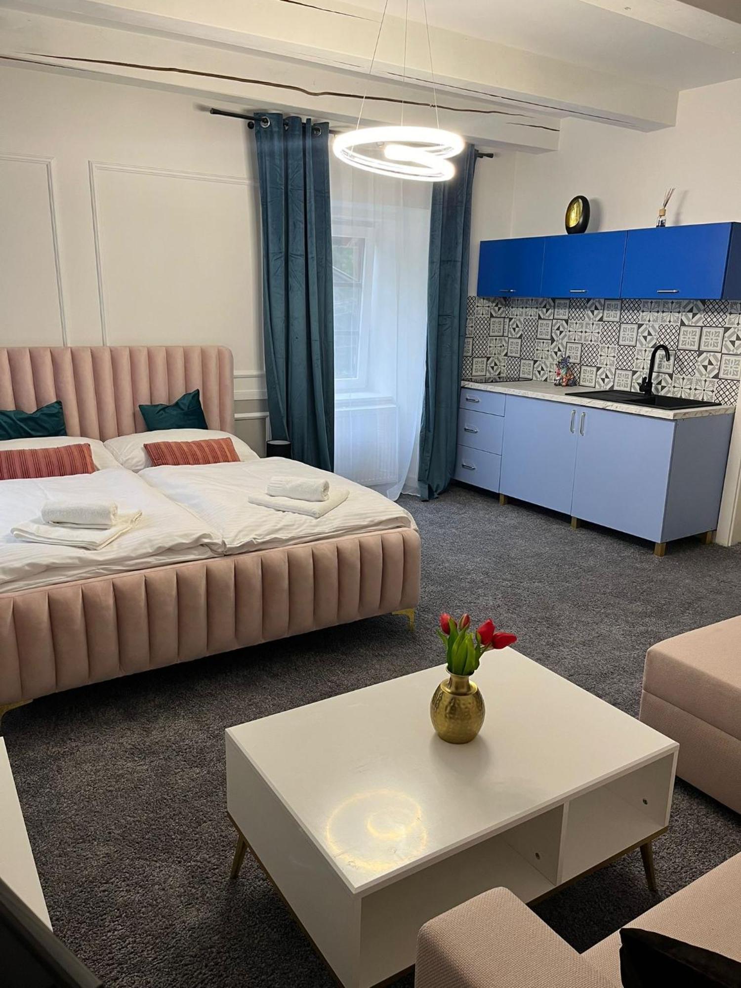 Boutique Hotel Posta Rl Oravsky Podzamok Buitenkant foto