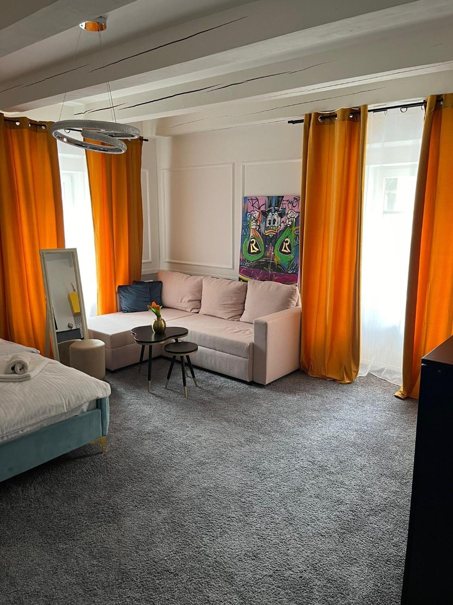 Boutique Hotel Posta Rl Oravsky Podzamok Buitenkant foto