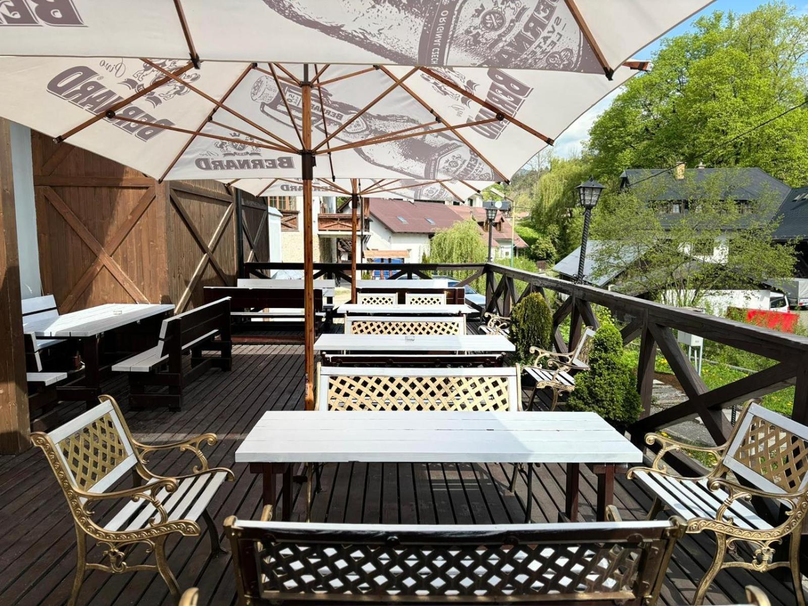 Boutique Hotel Posta Rl Oravsky Podzamok Buitenkant foto