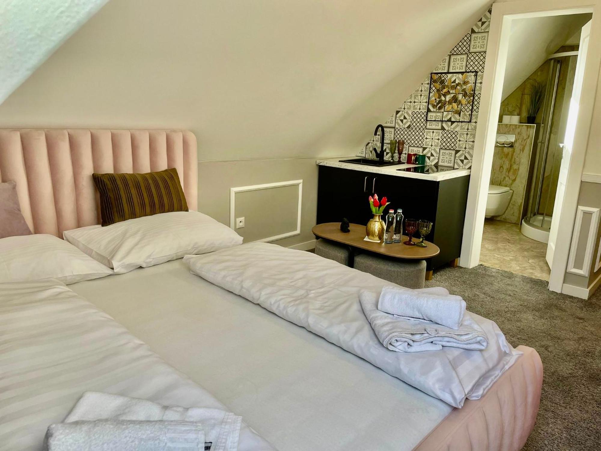Boutique Hotel Posta Rl Oravsky Podzamok Buitenkant foto