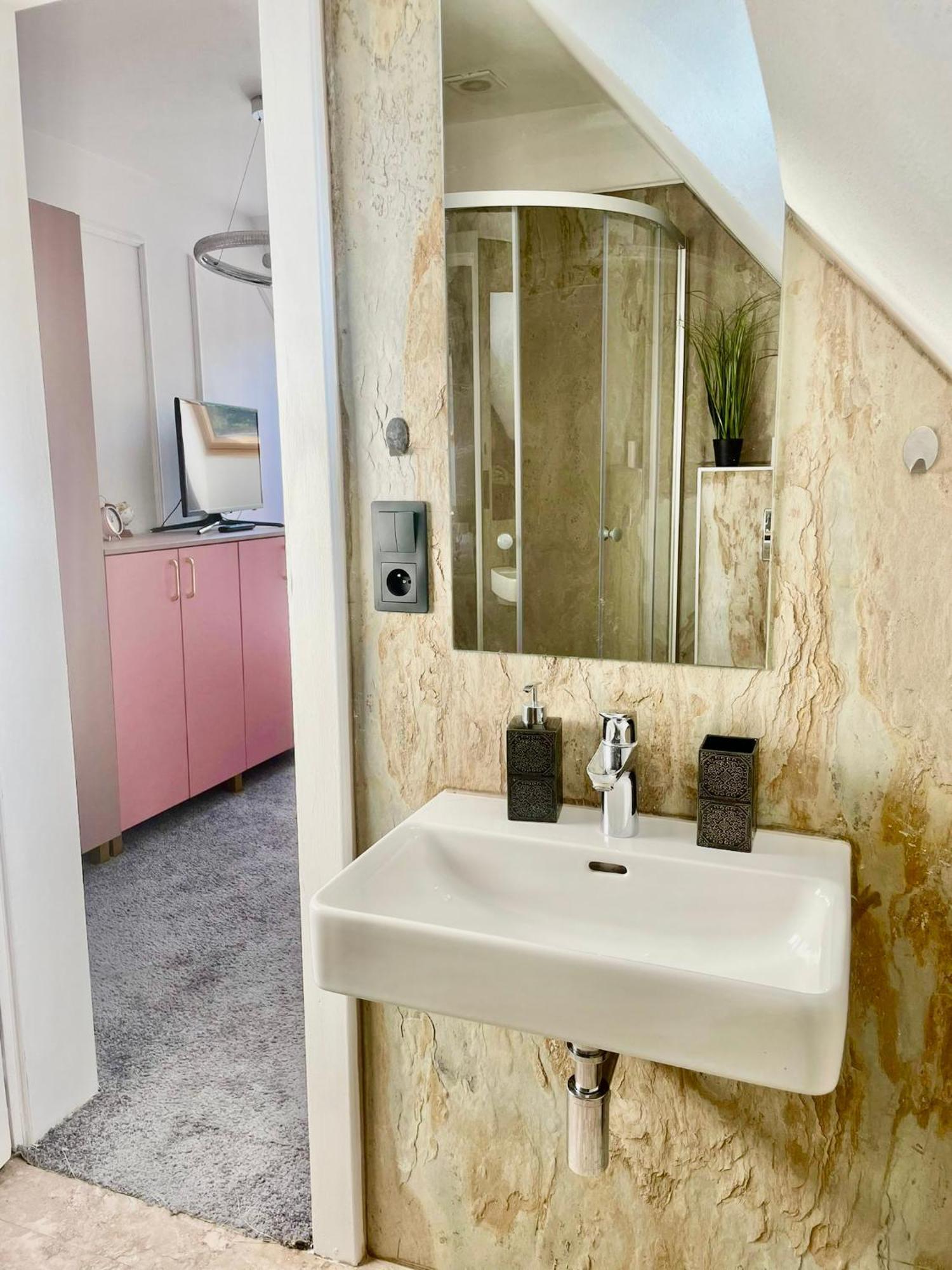 Boutique Hotel Posta Rl Oravsky Podzamok Buitenkant foto